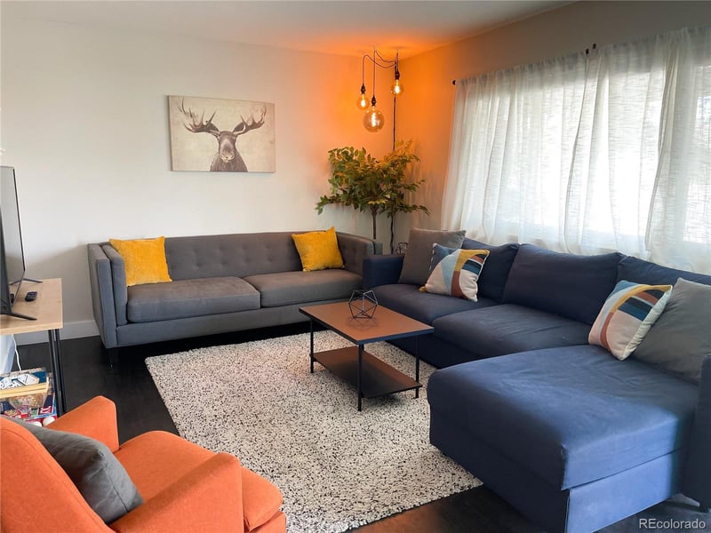 7883 Greenwood Blvd, Denver, CO 80221