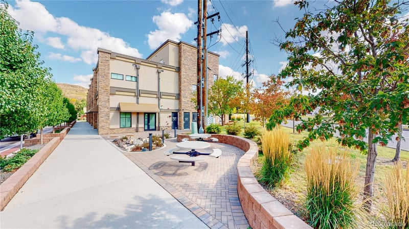 615 24th St #101, Golden, CO 80401