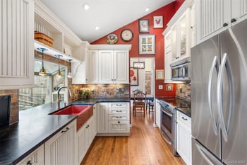 6440 Mineral Dr, Centennial, CO 80112