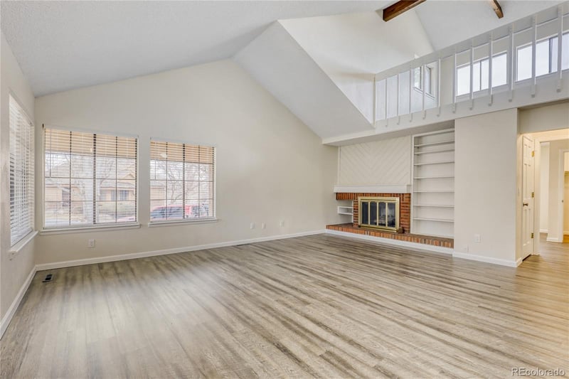 204 Eagle Cir, Aurora, CO 80012