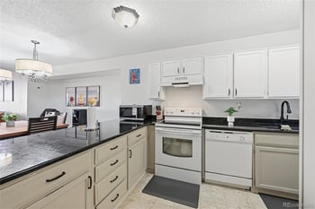7474 Arkansas Ave #31-01, Denver, CO 80231