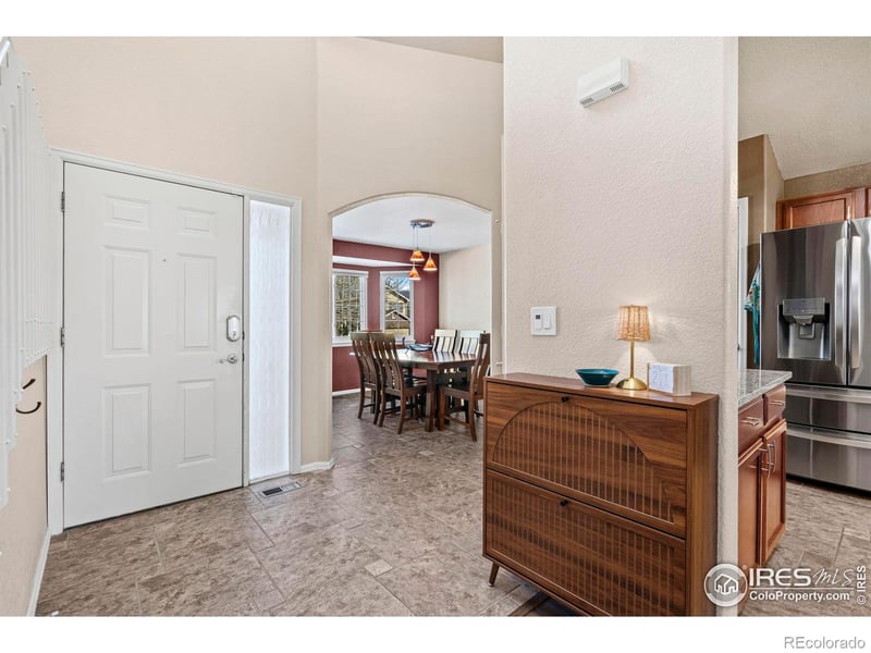 527 Kim Dr, Fort Collins, CO 80525