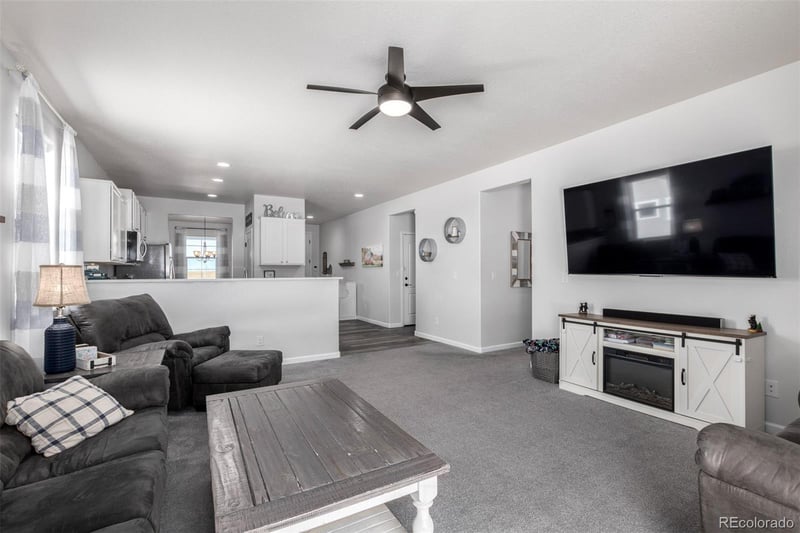 5608 En Joie Pl, Elizabeth, CO 80107