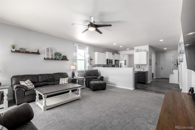 5608 En Joie Pl, Elizabeth, CO 80107