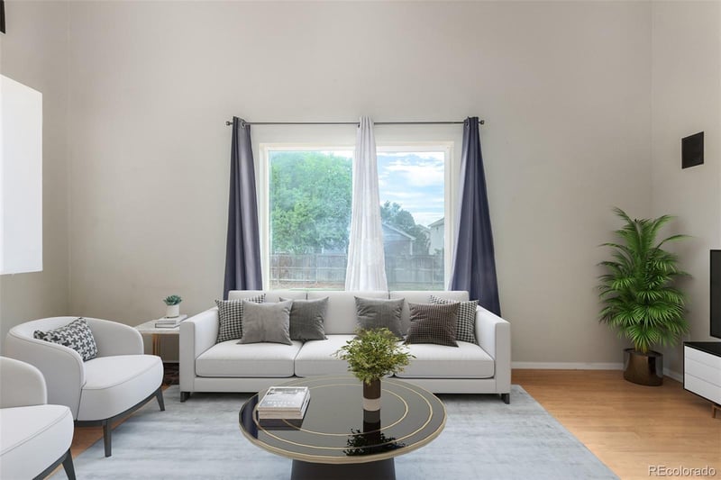 22040 Princeton Cir, Aurora, CO 80018