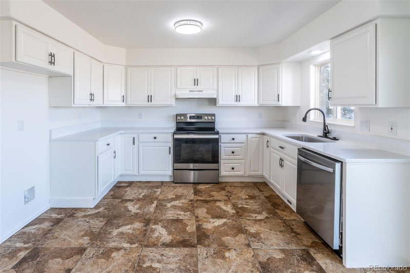 649 Bond Dr, Pueblo West, CO 81007