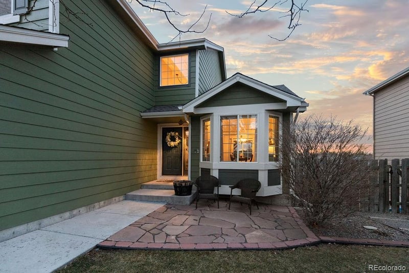 21920 Powers Dr, Centennial, CO 80015