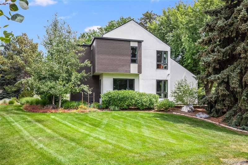 9240 E Berry Ct, Greenwood Village, CO 80111