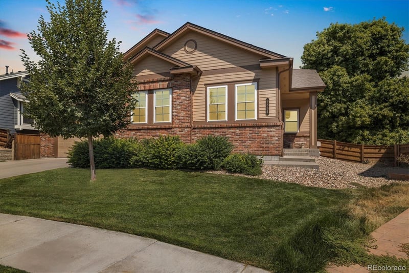 9884 Telluride St, Commerce City, CO 80022