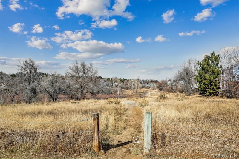 17693 Loyola Dr #E, Aurora, CO 80013