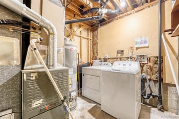 582 Revere St, Aurora, CO 80011