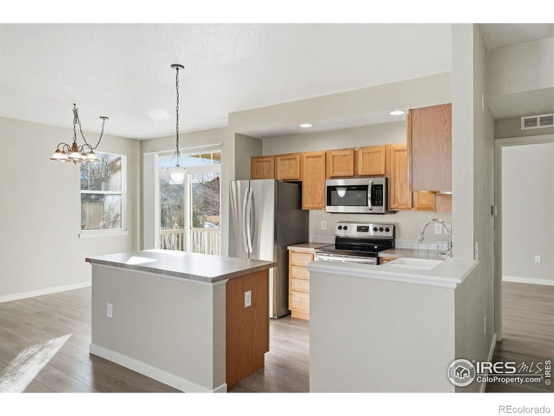 4501 Nelson Rd #2404, Longmont, CO 80503
