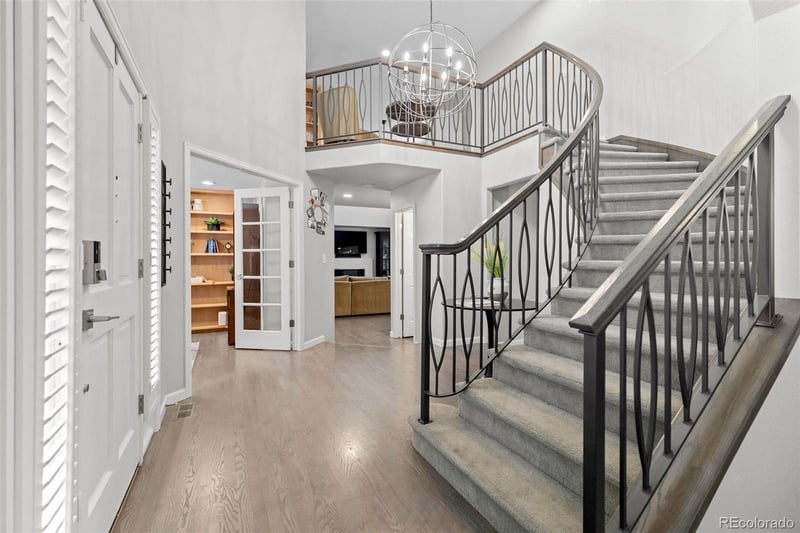 10380 E Lake Dr, Englewood, CO 80111