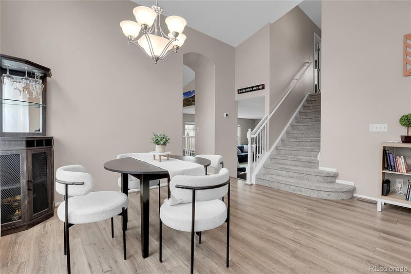 4912 Fultondale Way, Aurora, CO 80016