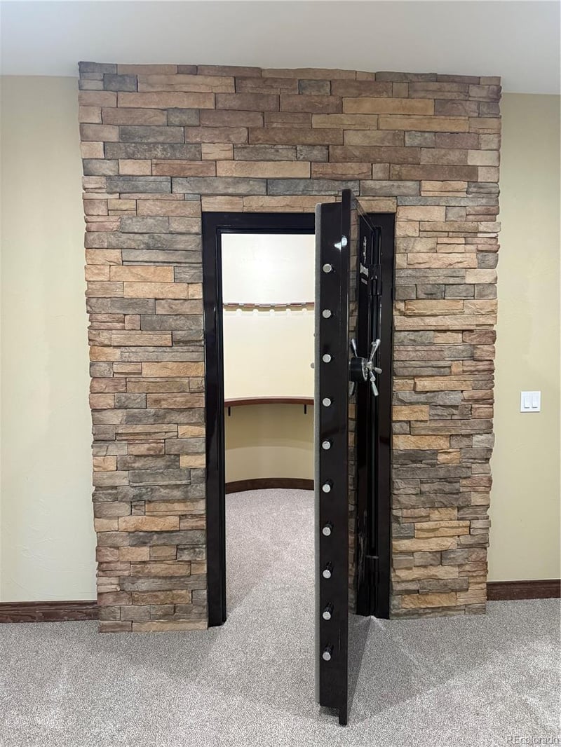 7936 Monarch Rd, Larkspur, CO 80118