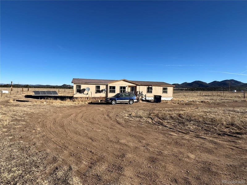 3 Beth Ln, Westcliffe, CO 81252