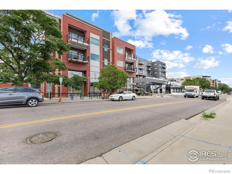1555 Central St #306, Denver, CO 80211