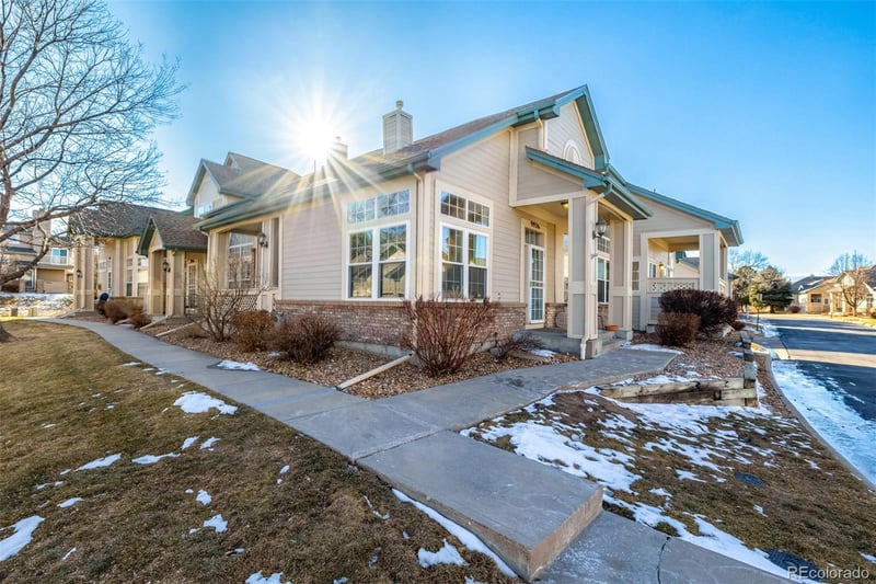 9936 E Hawaii Pl, Aurora, CO 80247