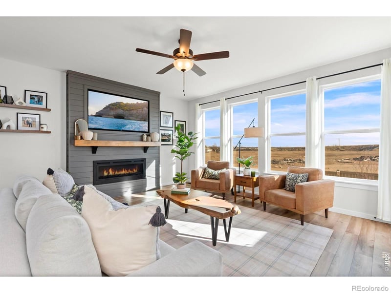 202 Lake Park Dr, Loveland, CO 80537