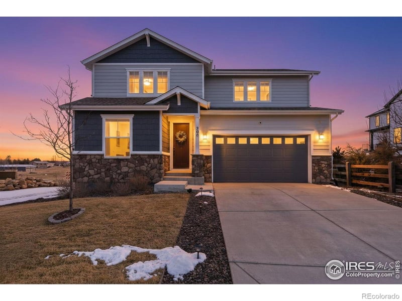 202 Lake Park Dr, Loveland, CO 80537