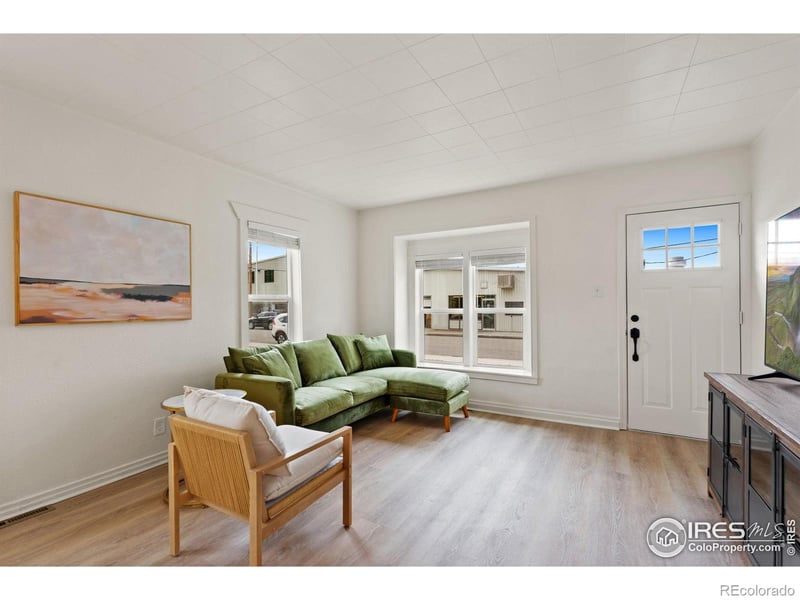 123 2nd St, Loveland, CO 80537