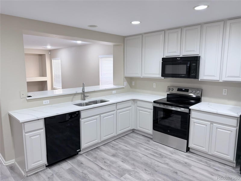 15827 Randolph Pl, Denver, CO 80239