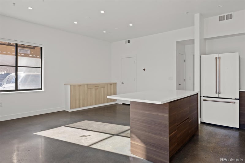 3149 Blake St #101, Denver, CO 80205