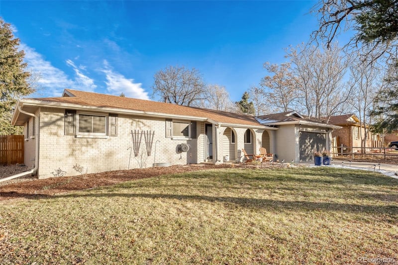 628 Oswego , Aurora, CO 80112