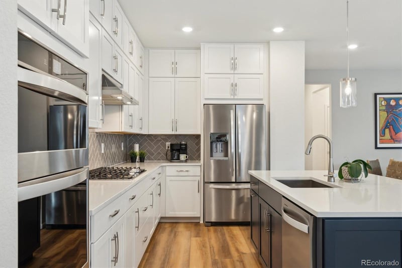 17214 94th Ave, Arvada, CO 80007