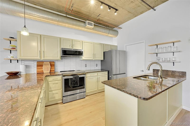 290 12th Ave #205, Denver, CO 80204