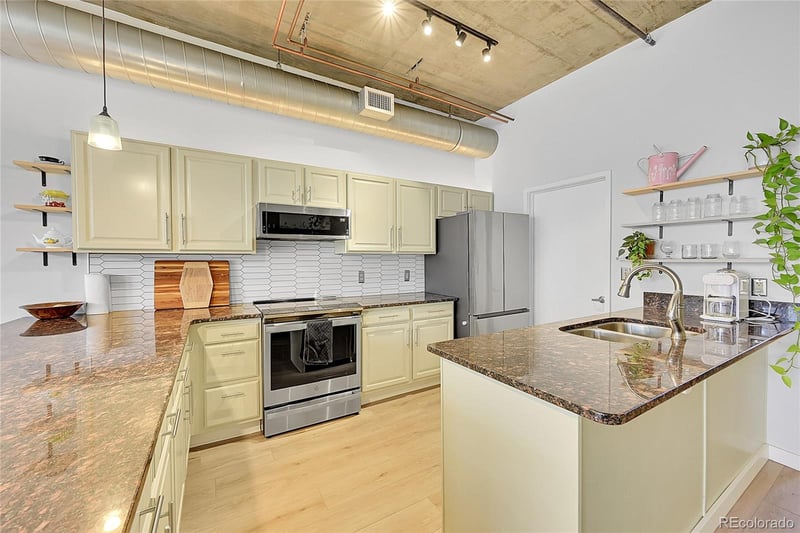 290 12th Ave #205, Denver, CO 80204