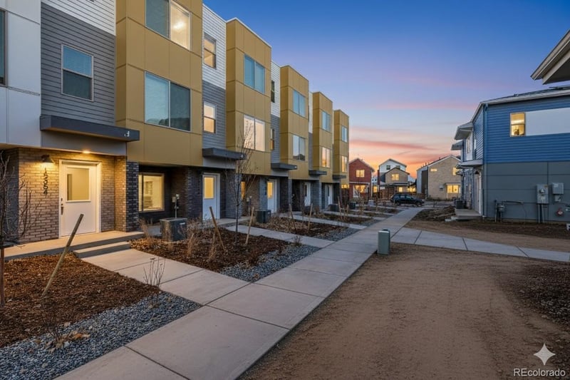 15344 69th Ave, Arvada, CO 80007