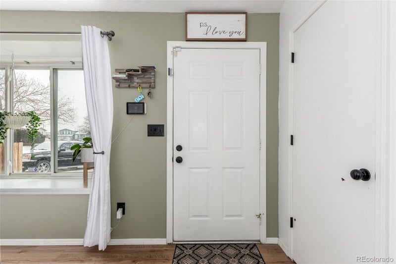 4219 Halifax Ct, Aurora, CO 80013