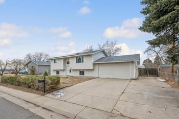 6027 Depew St, Arvada, CO 80003