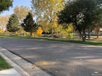 995 Peakview Cir, Littleton, CO 80120