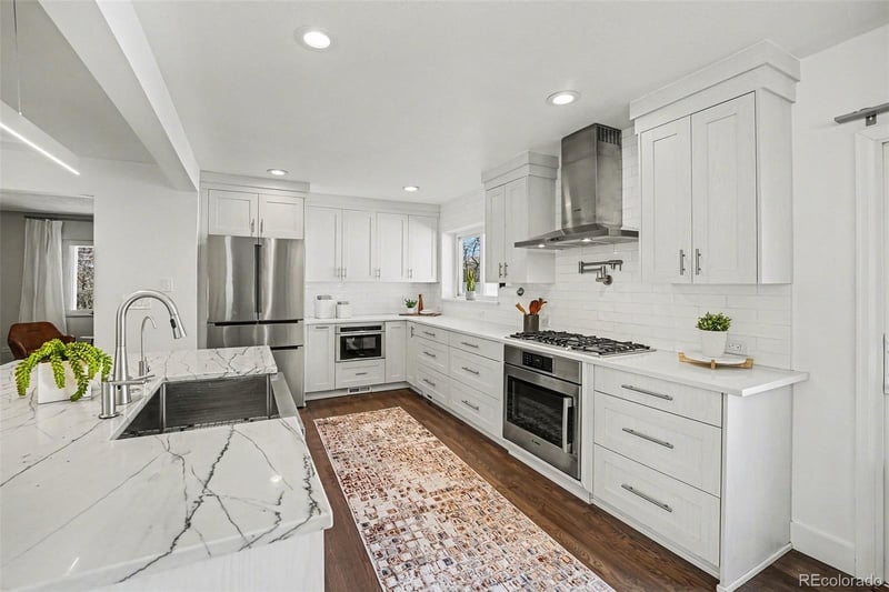 1330 Dahlia St, Denver, CO 80220