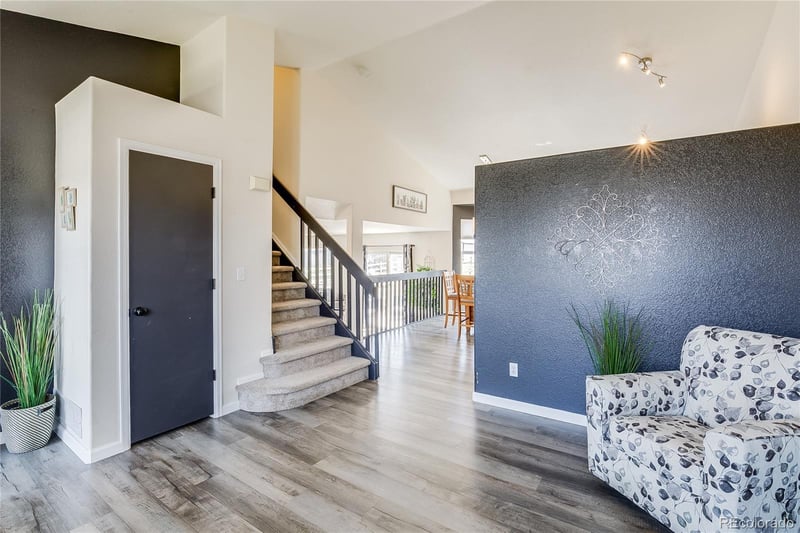 5450 Valdai St, Aurora, CO 80015