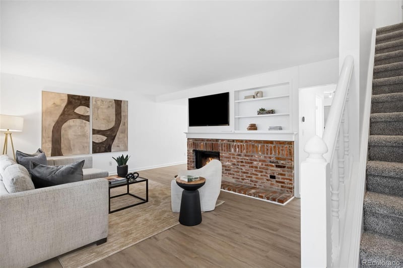 7105 Briarwood Dr, Centennial, CO 80112