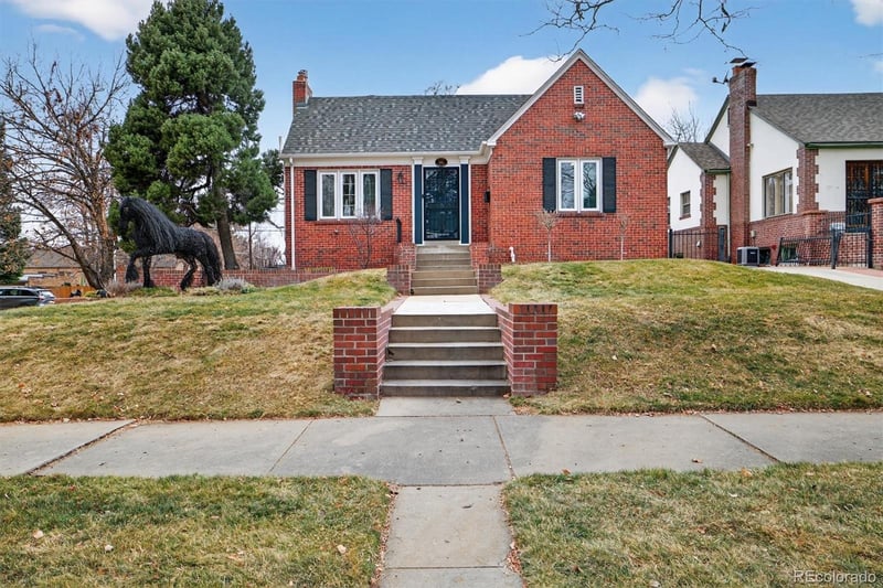 1601 Ivanhoe St, Denver, CO 80220