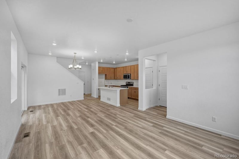 3293 Coolidge Way, Aurora, CO 80019