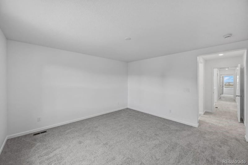 3293 Coolidge Way, Aurora, CO 80019