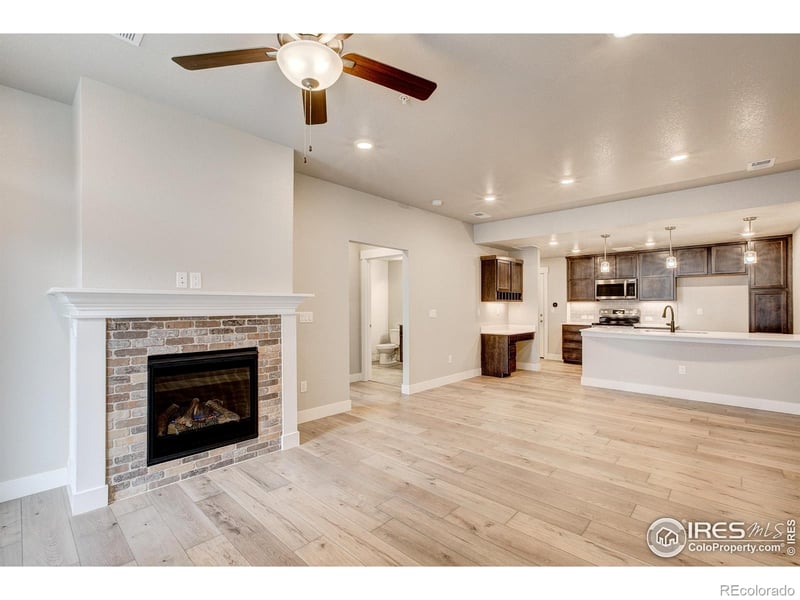 235 High Point Dr #204, Longmont, CO 80504