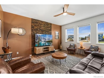 438 Bluebird Rd, Johnstown, CO 80534