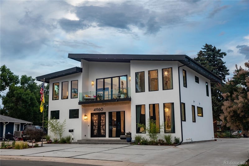 4960 Lipan Dr, Englewood, CO 80110