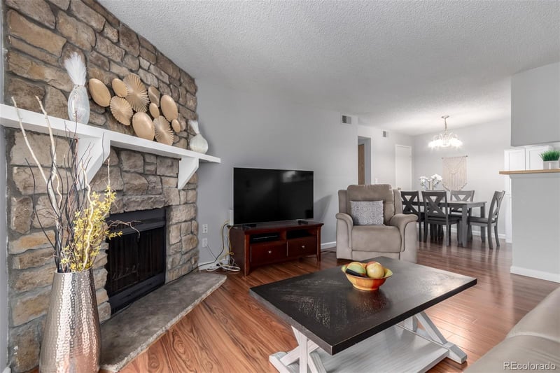 13393 Asbury Dr #203, Aurora, CO 80014