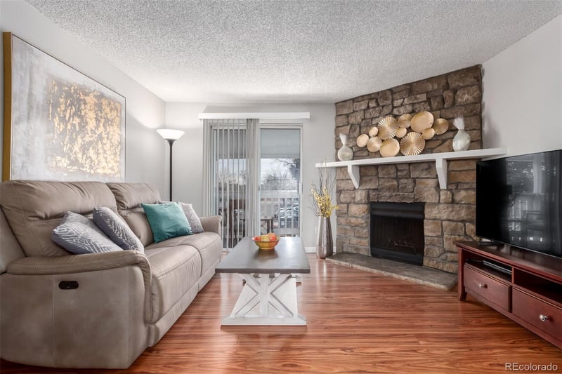 13393 Asbury Dr #203, Aurora, CO 80014