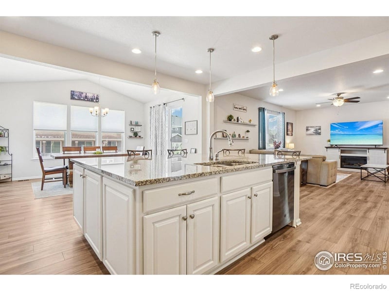 9747 Ventura St, Commerce City, CO 80022