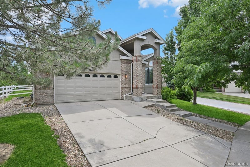 24486 Louisiana Cir, Aurora, CO 80018