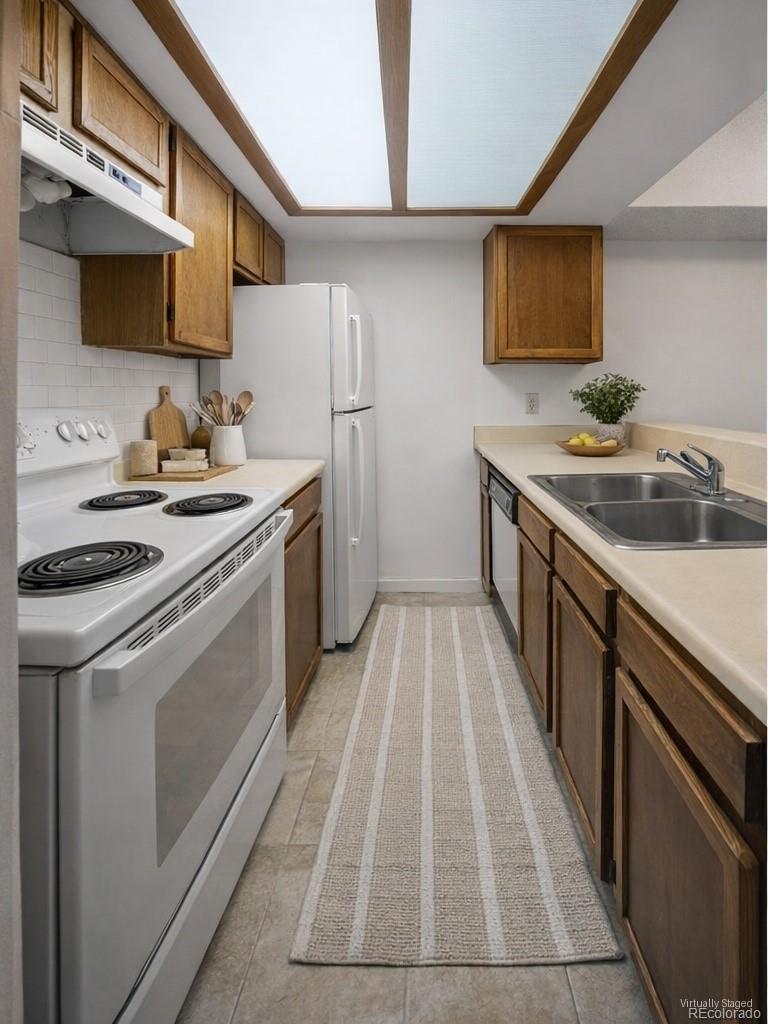 16255 Alaska Pl #1, Aurora, CO 80017