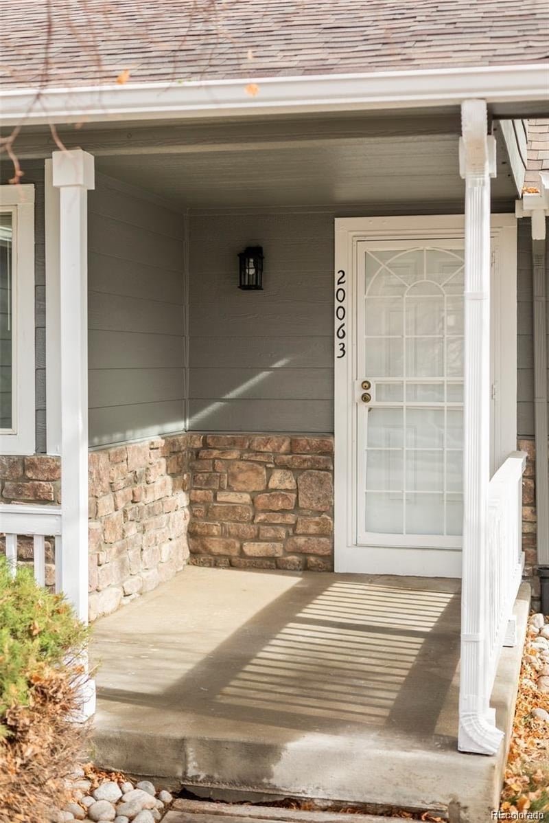 20063 Tufts Dr, Centennial, CO 80015